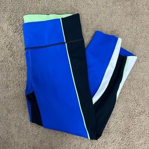 Athleta Velocity Colorblock Capri